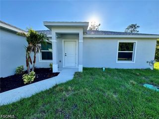 807 Monroe AVE, Lehigh Acres, FL 33972
