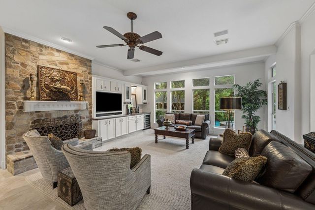 14635 Overbrook Lane, Pinehurst, TX 77362
