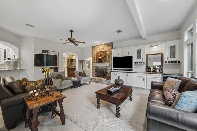 14635 Overbrook Lane, Pinehurst, TX 77362
