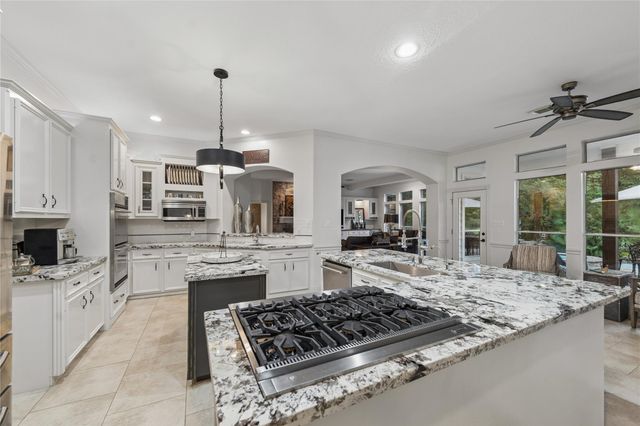 14635 Overbrook Lane, Pinehurst, TX 77362