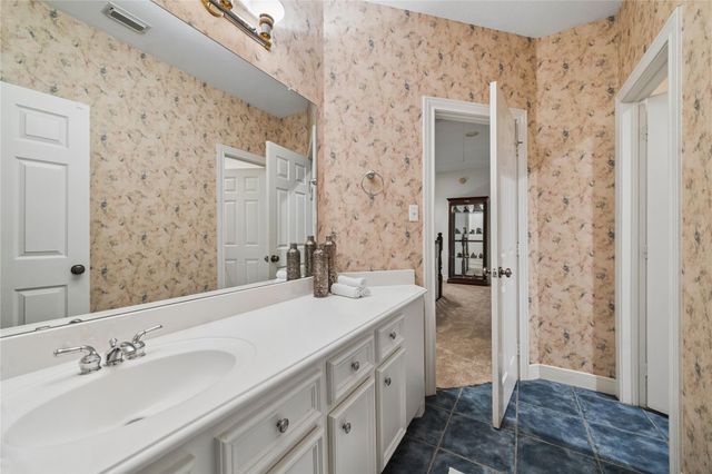 14635 Overbrook Lane, Pinehurst, TX 77362