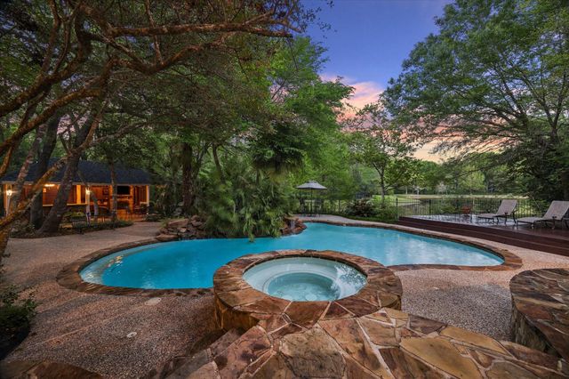 14635 Overbrook Lane, Pinehurst, TX 77362