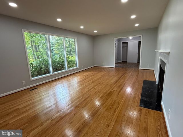 14301 NORTHWYN DR, Silver Spring, MD 20904