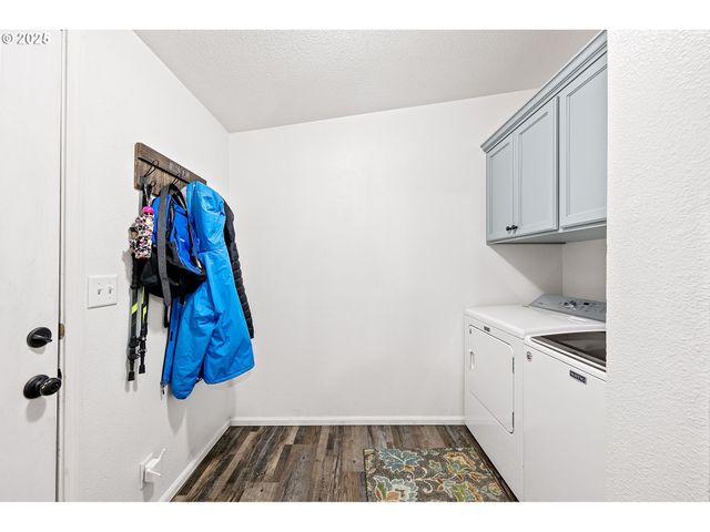 1306 DAVID Ave, Eugene, OR 97404