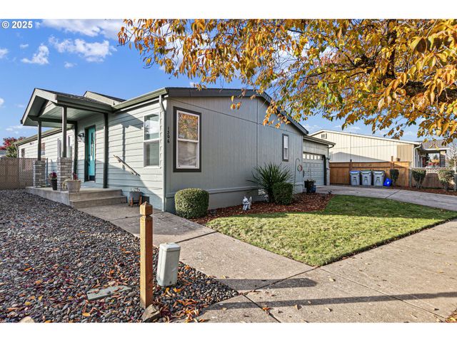 1306 DAVID Ave, Eugene, OR 97404