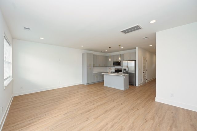 125 High Park Cir, Lebanon, TN 37090