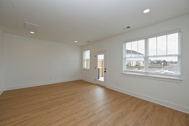 125 High Park Cir, Lebanon, TN 37090