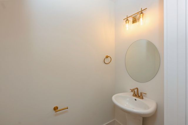 125 High Park Cir, Lebanon, TN 37090