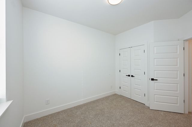 125 High Park Cir, Lebanon, TN 37090