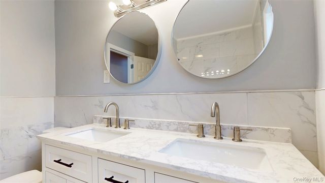 74 Gladstone Avenue, Walden, NY 12586