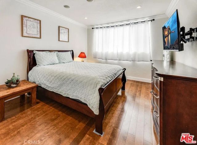5429 Newcastle Avenue 313, Encino, CA 91316