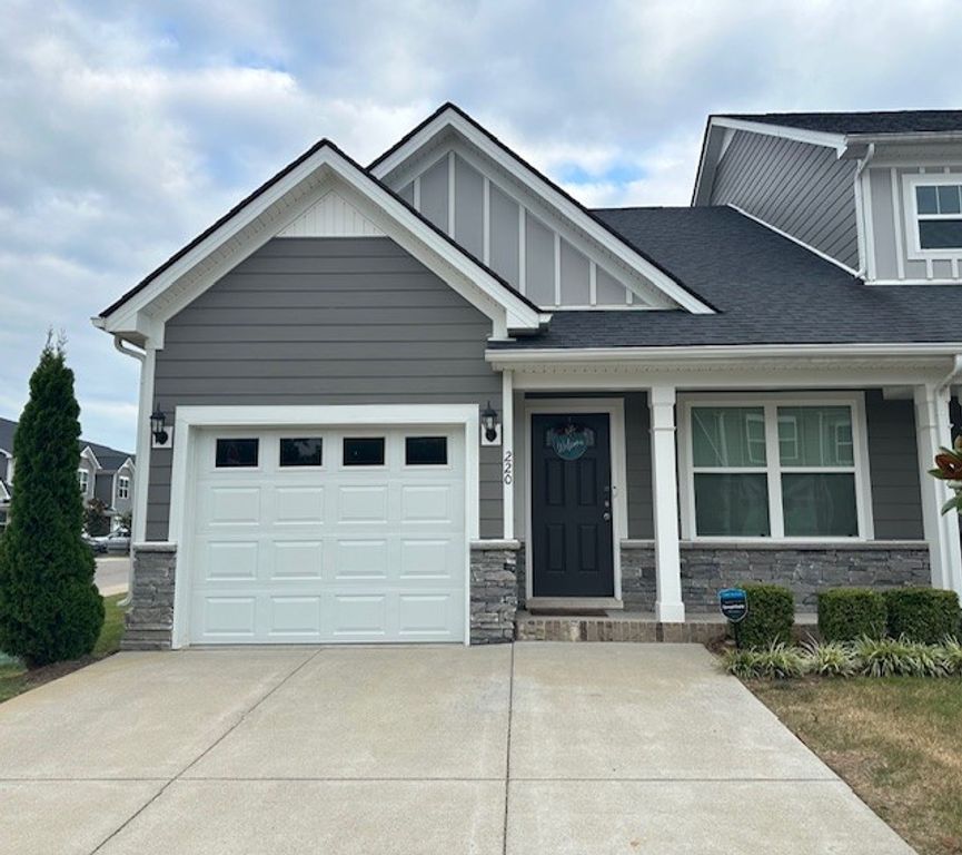 220 Ruth Way, Spring Hill, TN 37174
