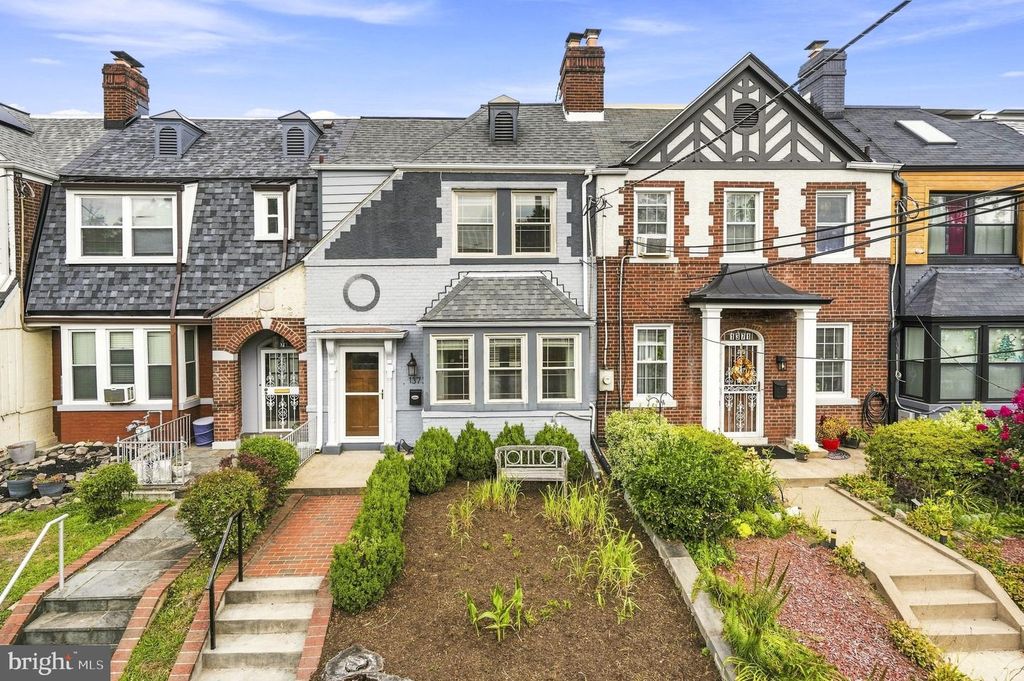 1373 RITTENHOUSE ST NW, Washington, DC 20011