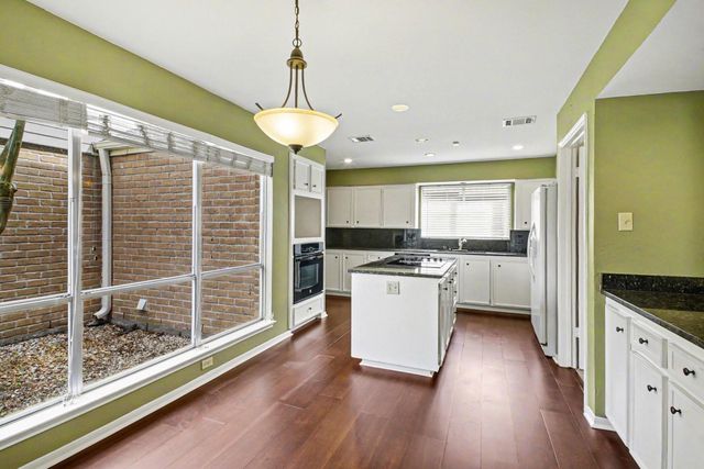 12231 Meadow Lake Drive, Houston, TX 77077