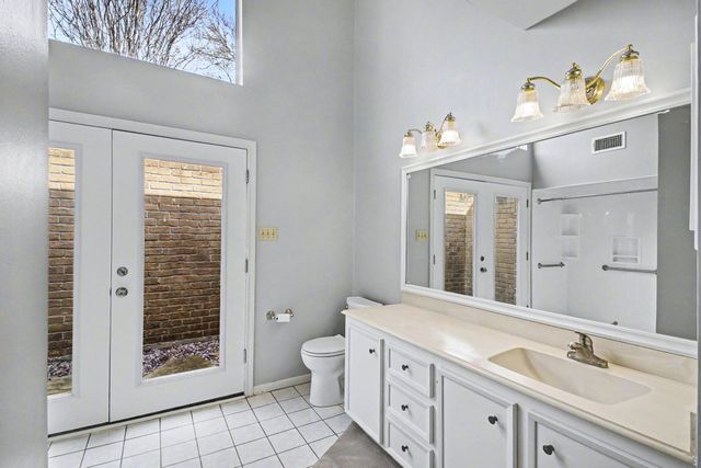 12231 Meadow Lake Drive, Houston, TX 77077