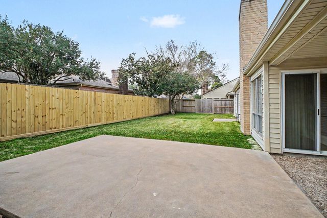 12231 Meadow Lake Drive, Houston, TX 77077