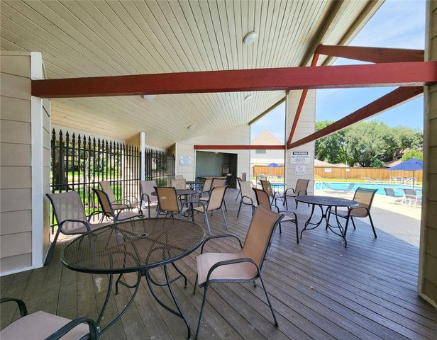 12231 Meadow Lake Drive, Houston, TX 77077