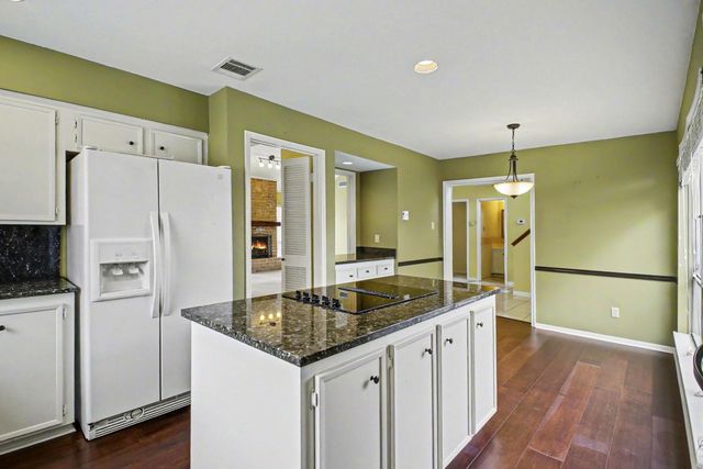 12231 Meadow Lake Drive, Houston, TX 77077