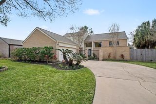 12231 Meadow Lake Drive, Houston, TX 77077