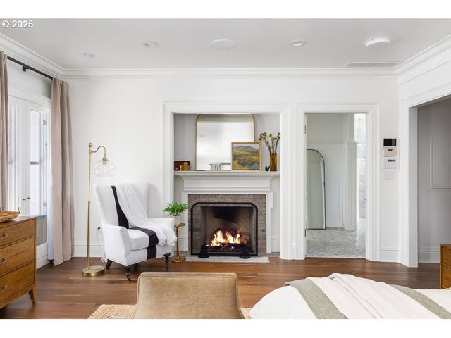 11175 S RIVERWOOD Rd, Portland, OR 97219