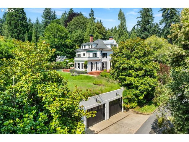 11175 S RIVERWOOD Rd, Portland, OR 97219
