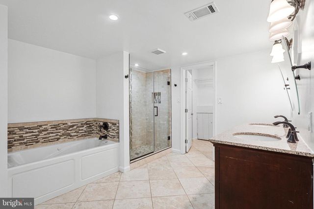 8115 KING ARTHURS CT, Manassas, VA 20112