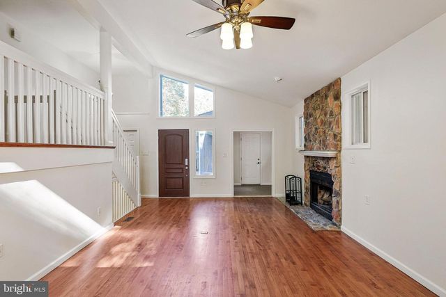 8115 KING ARTHURS CT, Manassas, VA 20112