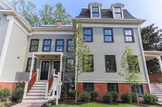 132 Perkins St 6, Somerville, MA 02145