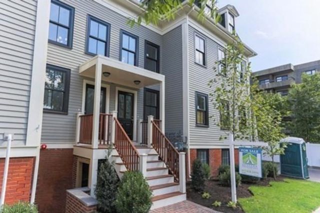 132 Perkins St 6, Somerville, MA 02145