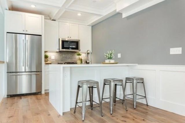 132 Perkins St 6, Somerville, MA 02145