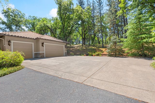 5010 Bella Vista Cir, Foresthill, CA 95631