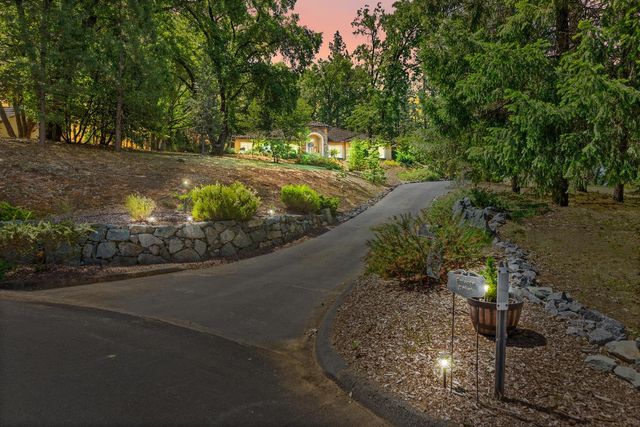 5010 Bella Vista Cir, Foresthill, CA 95631