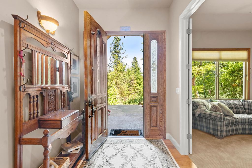 5010 Bella Vista Cir, Foresthill, CA 95631