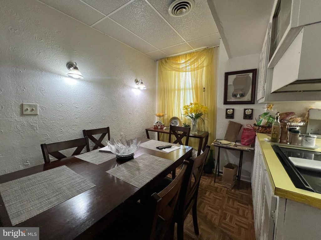 Image 11 of property listing at 3706 DORCHESTER RD, Baltimore, MD 21215