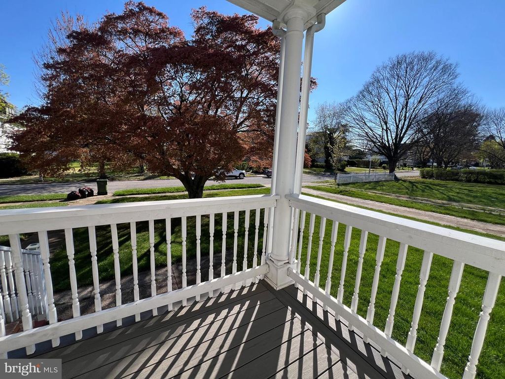 Image 14 of property listing at 3706 DORCHESTER RD, Baltimore, MD 21215