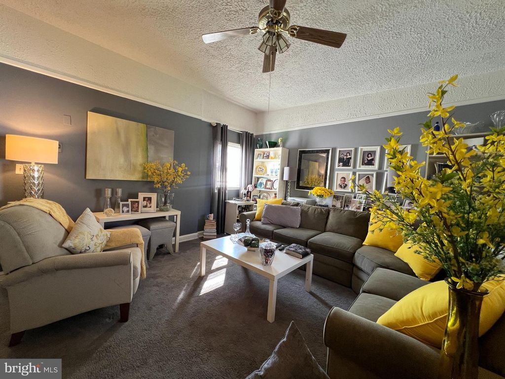 Image 8 of property listing at 3706 DORCHESTER RD, Baltimore, MD 21215