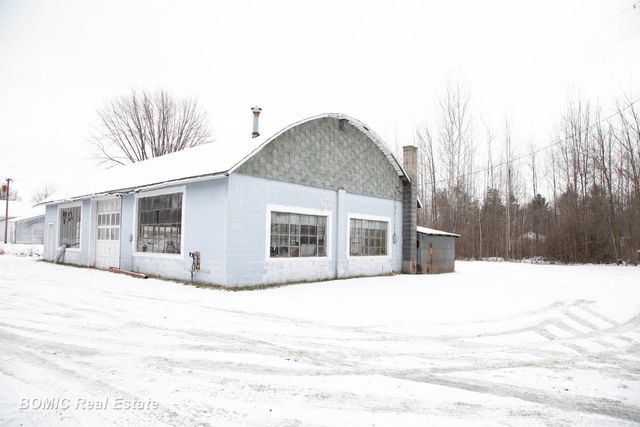 3775 W Saginaw Road, Vassar Twp, MI 48768