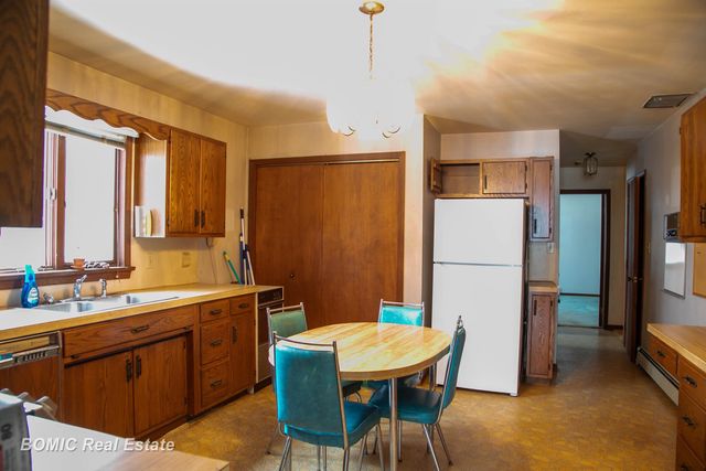 3775 W Saginaw Road, Vassar Twp, MI 48768