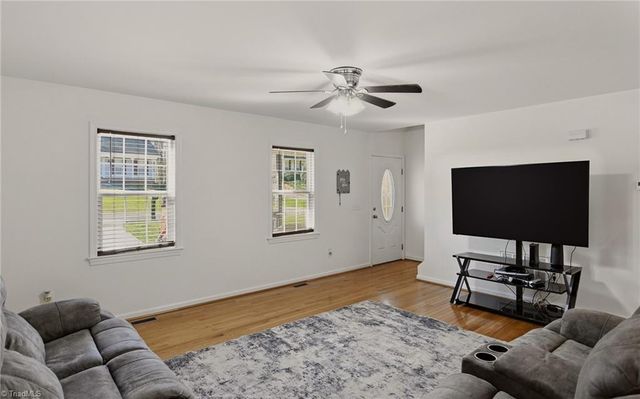 3649 Turret Drive, Winston-salem, NC 27101