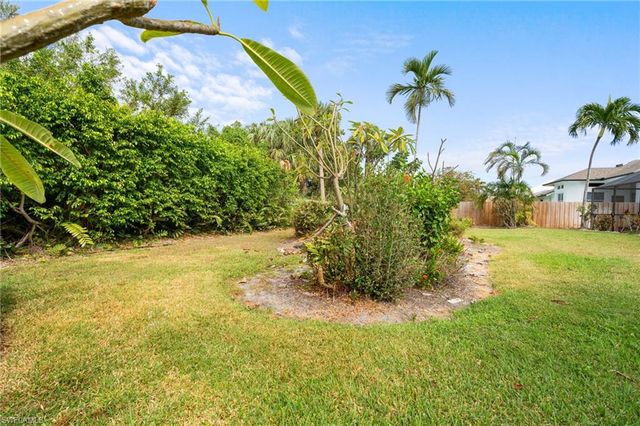 560 Century DR, Marco Island, FL 34145
