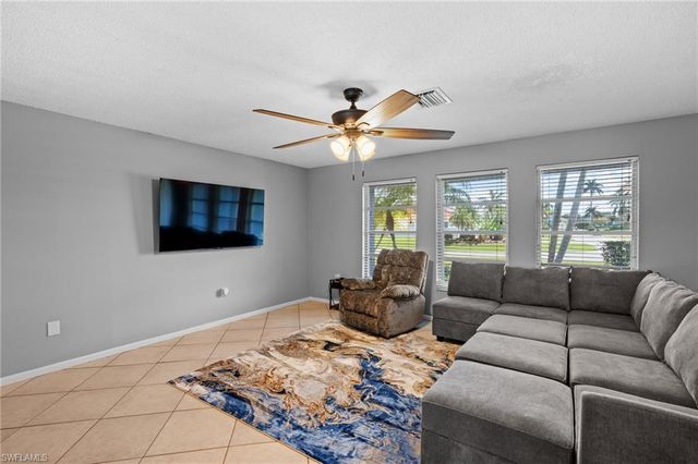 560 Century DR, Marco Island, FL 34145