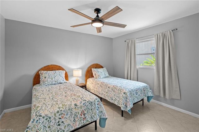 560 Century DR, Marco Island, FL 34145