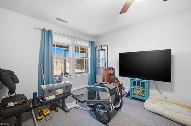 1005 Bay Breeze DR, Suffolk, VA 23435