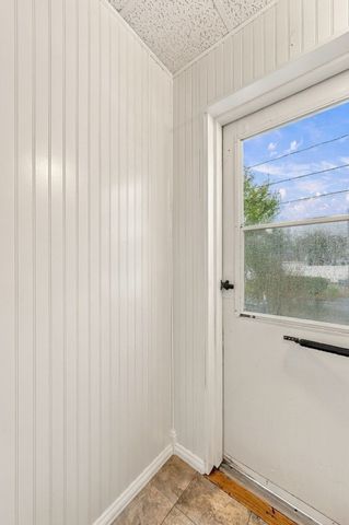 6 Norfolk Ave, Peabody, MA 01960