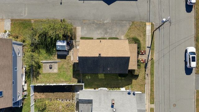 6 Norfolk Ave, Peabody, MA 01960