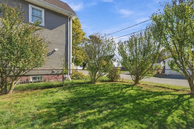6 Norfolk Ave, Peabody, MA 01960