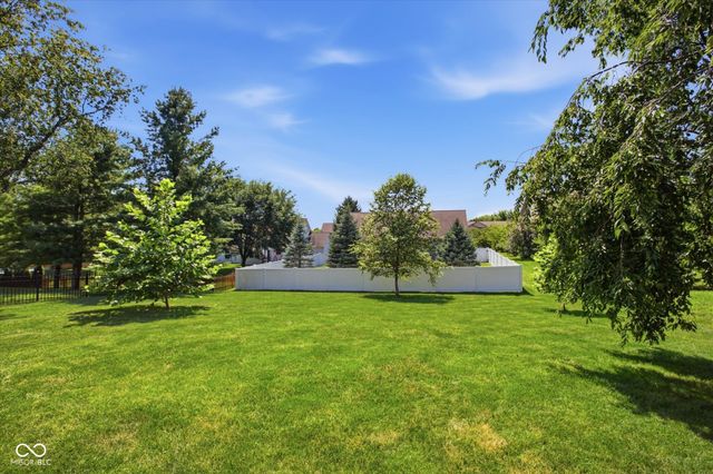 7726 Heatherdown Court, Indianapolis, IN 46259