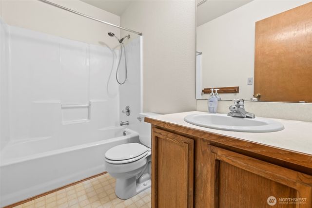 7805 Onyx Court SW, Lakewood, WA 98498