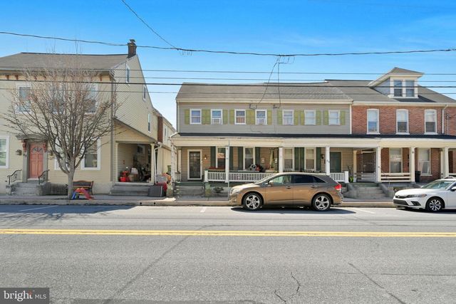 46 E MAIN ST, Mount Joy, PA 17552