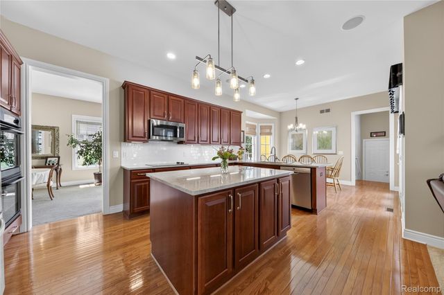 50325 Hancock Street, Canton Charter Township, MI 48188